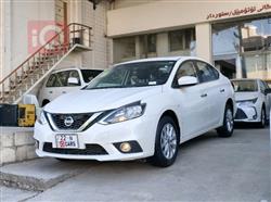 نيسان سيلفي